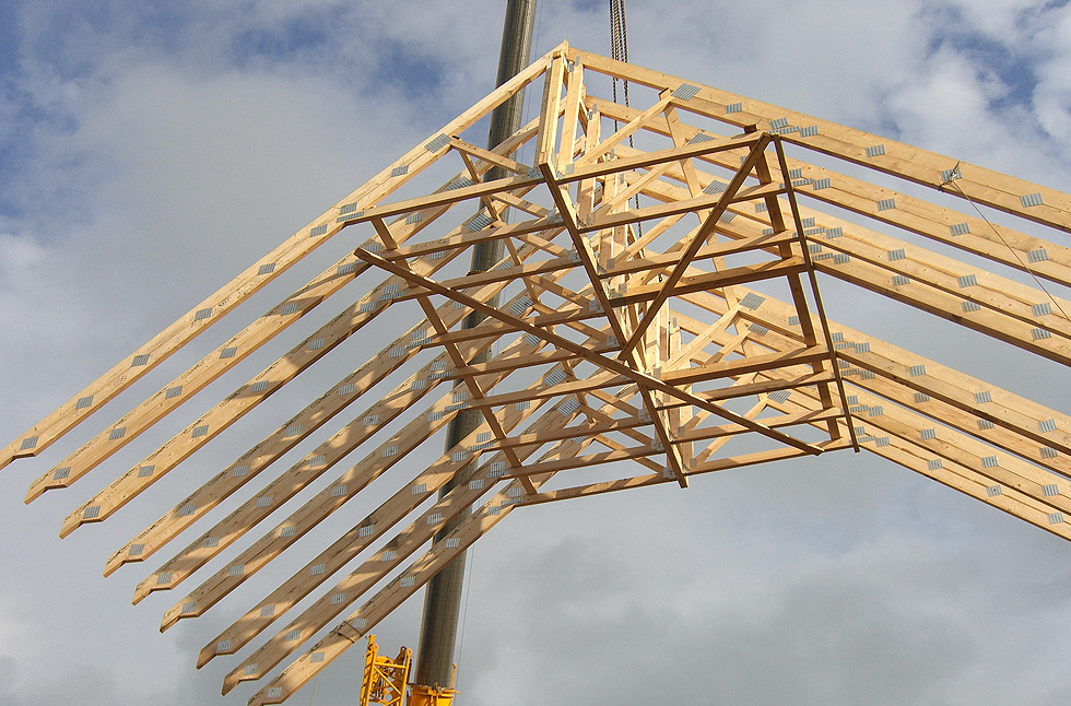 Подъем стропильной системы в сборе 2.jpg