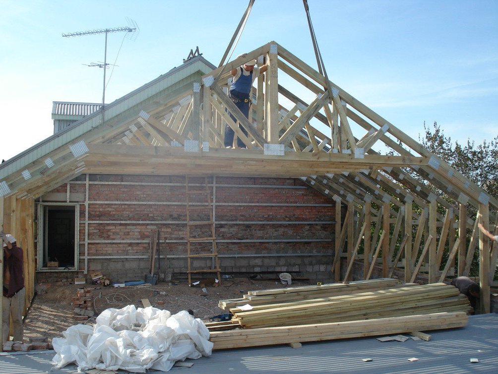 Монтаж деревянных ферм