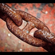 Сколько живет перфорированный крепеж